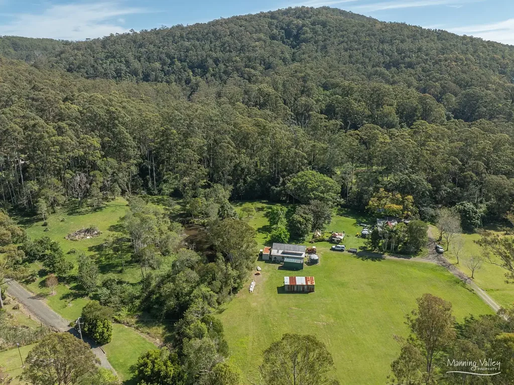 Moorland Ultimate Lifestyle Property: Horses, Nature & Ecotourism Potential