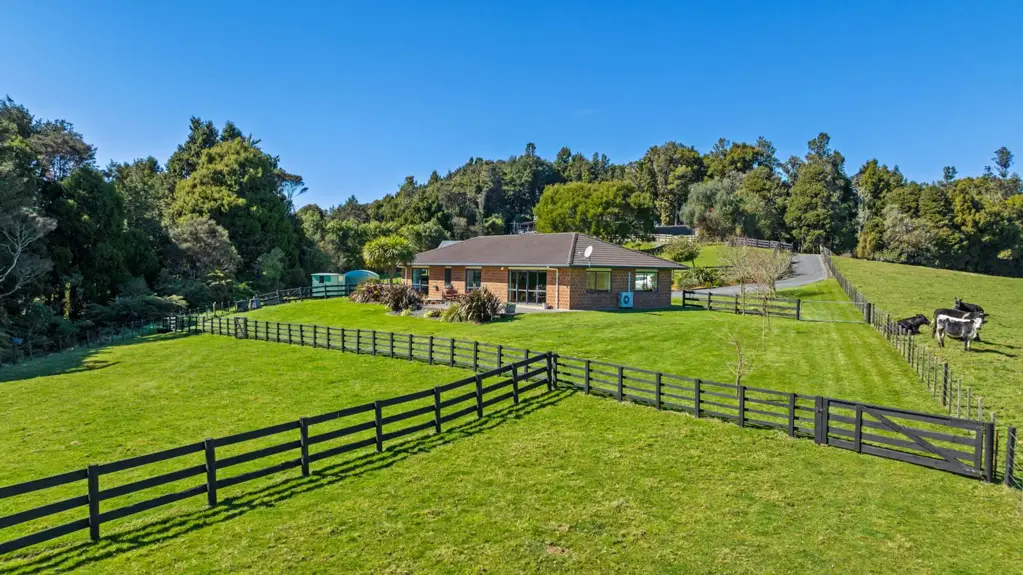 Ararimu 4房  Secluded Oasis on 2.2 Acres