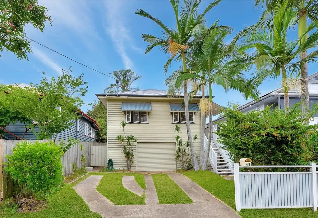 Beautiful Family Home with Spacious Deck & Fully Fenced Yard