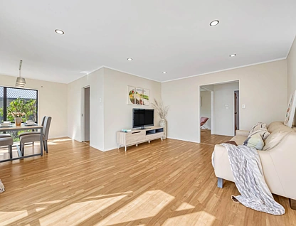 23 Gosford Drive, Botany Downs, Manukau City, 3 Schlafzimmer, 2 Badezimmer, House