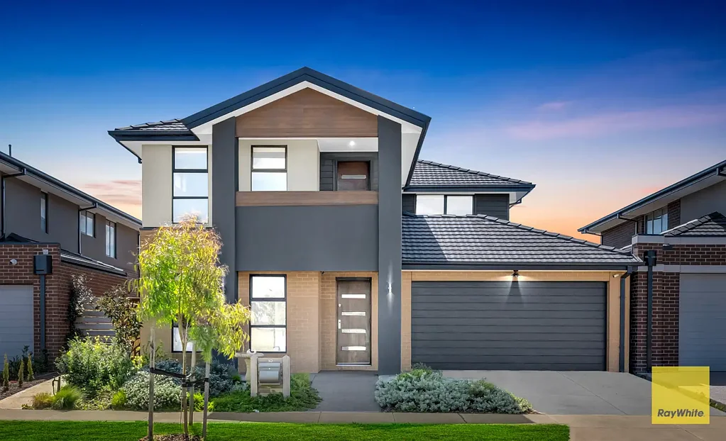 10 Halcyon Road, Deanside, VIC 3336
