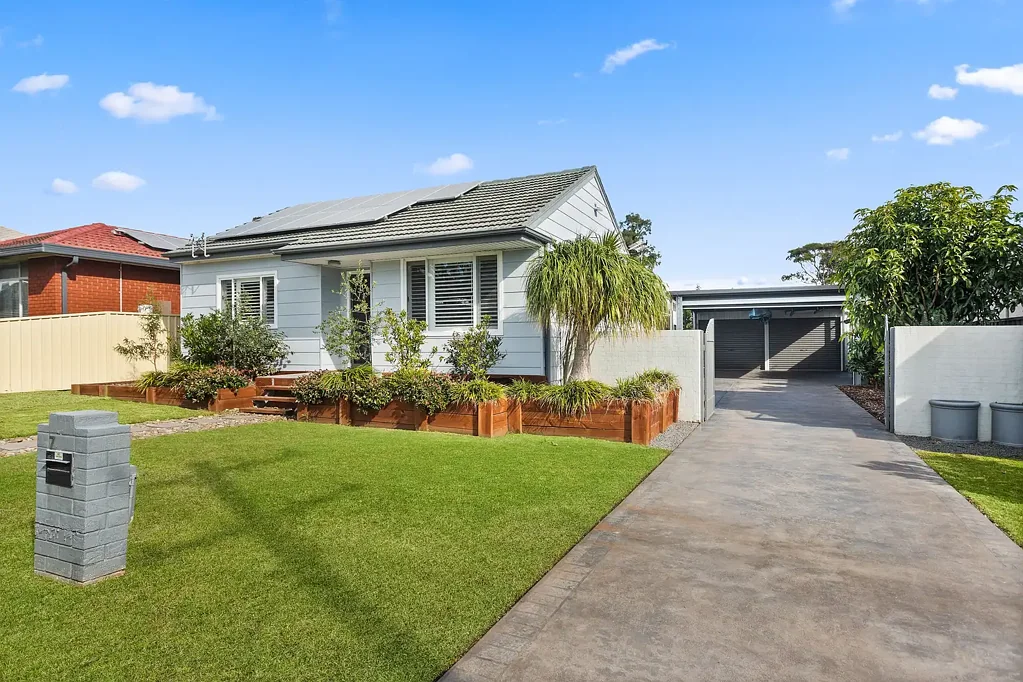 7 David Avenue, Oak Flats, NSW 2529