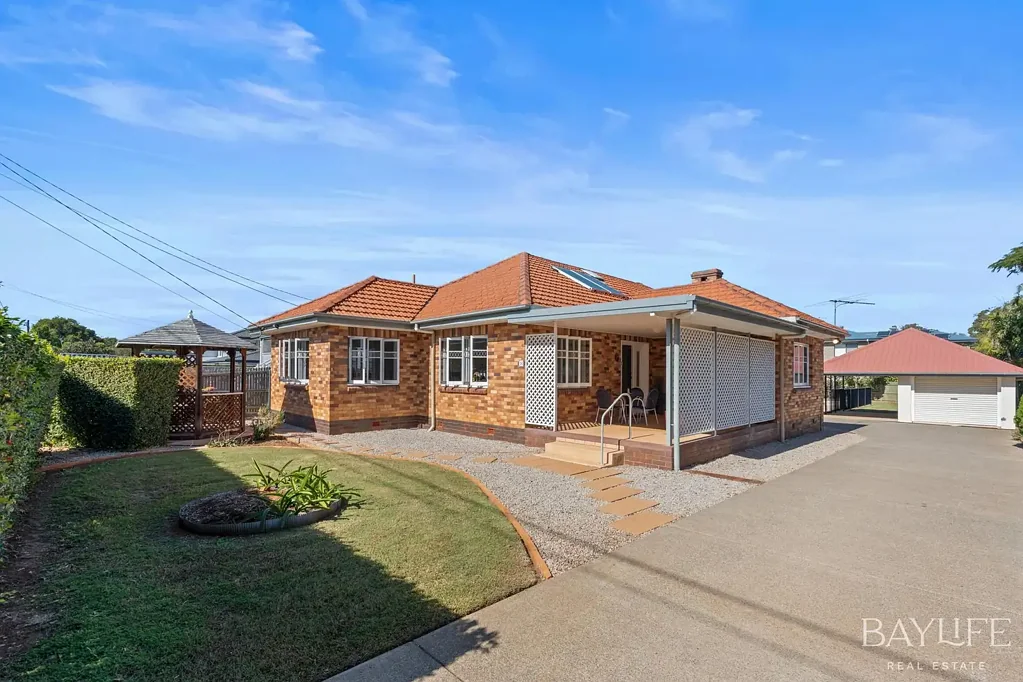 14 Clifford Street, Woody Point, QLD 4019