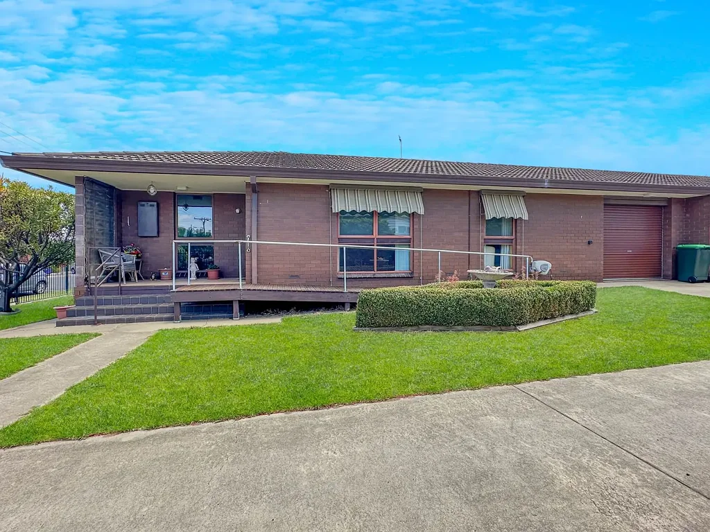 Maryborough 2ห้องนอน UPDATED UNIT WITH WALK TO EVERYTHING CONVENIENCE