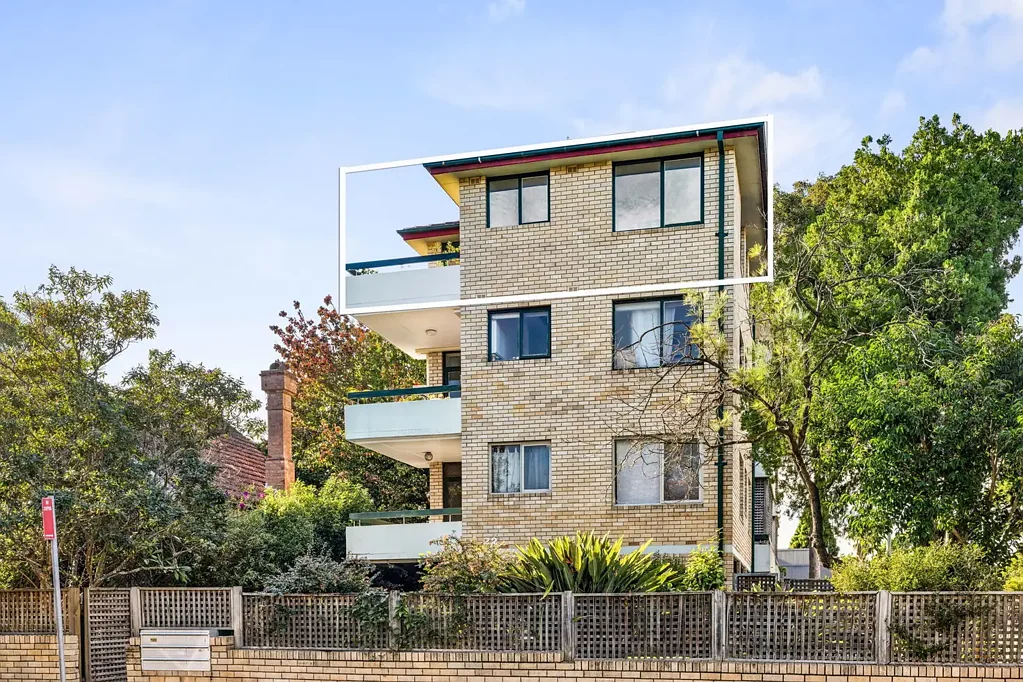 City Views, Village Lifestyle, Effortless Convenience