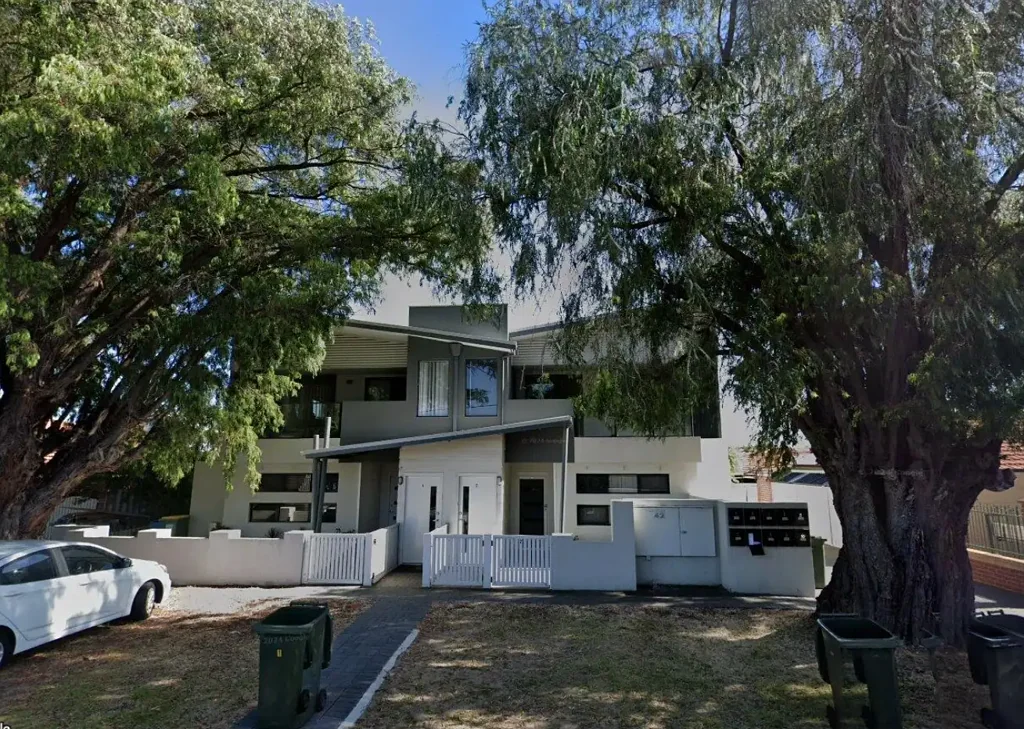 unit 1/42 Tuckey Street, Mandurah, WA 6210