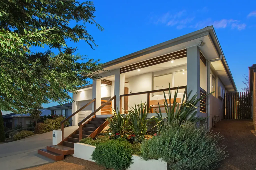 13 Gladys Lister Street, Franklin, ACT 2913
