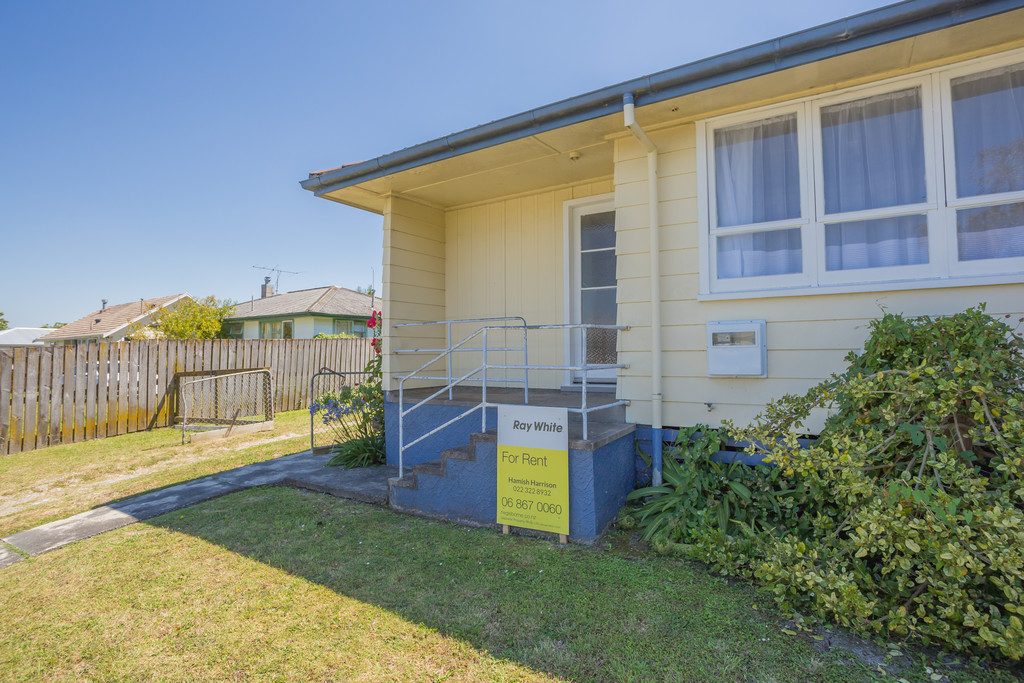 26 Cavendish Crescent, Outer Kaiti, Gisborne, 1 rūma, 1 rūma horoi