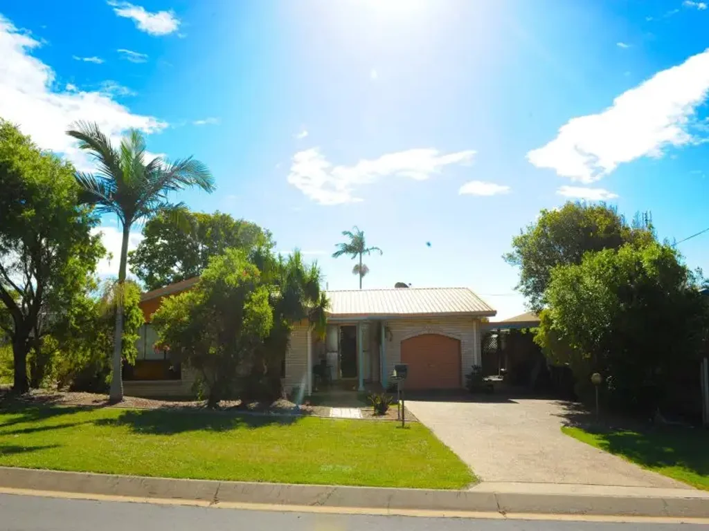 Spacious Family Home for Rent in Qunaba