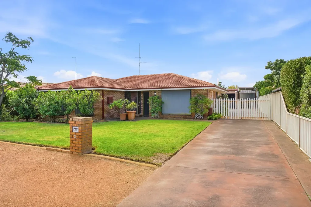 11 Preston Street, East Bunbury, WA 6230