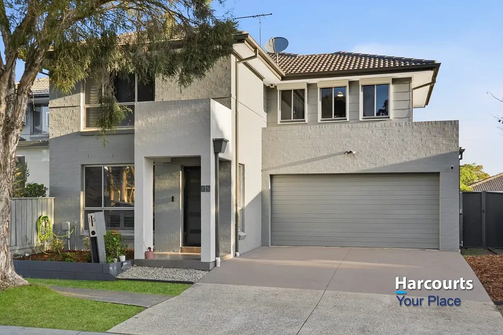 Ropes Crossing 3房 宽敞的家庭生活空间，带多个起居区和户外娱乐区 Spacious Family Living with Multiple Living Areas & Outdoor Entertaining