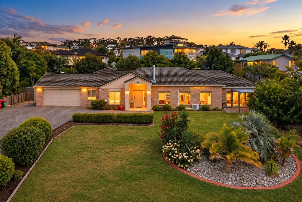15 Astrolabe Place, Gulf Harbour