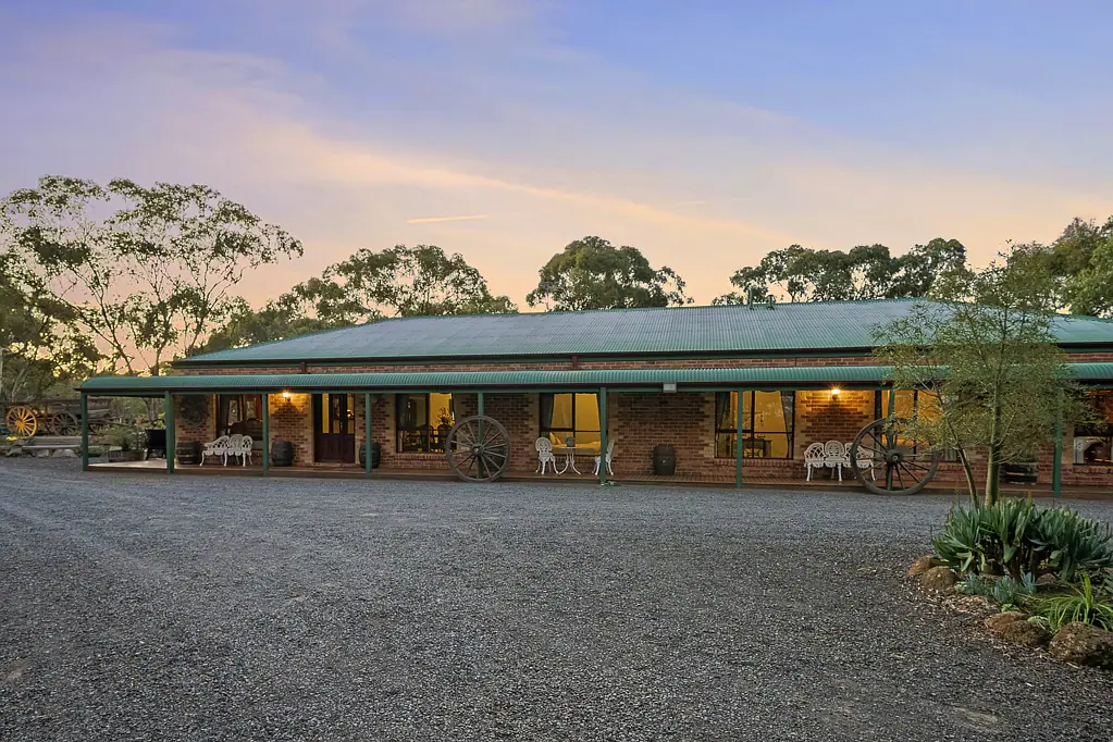 21 McKenzie Court, Darley, VIC 3340