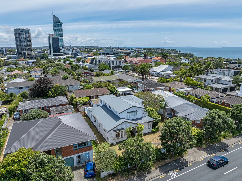 Takapuna Immediate Development Opportunity in Takapuna