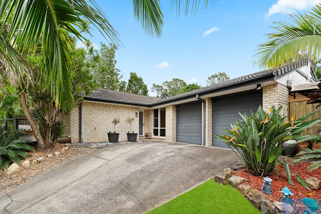 57 Loane Drive, Edens Landing, QLD 4207