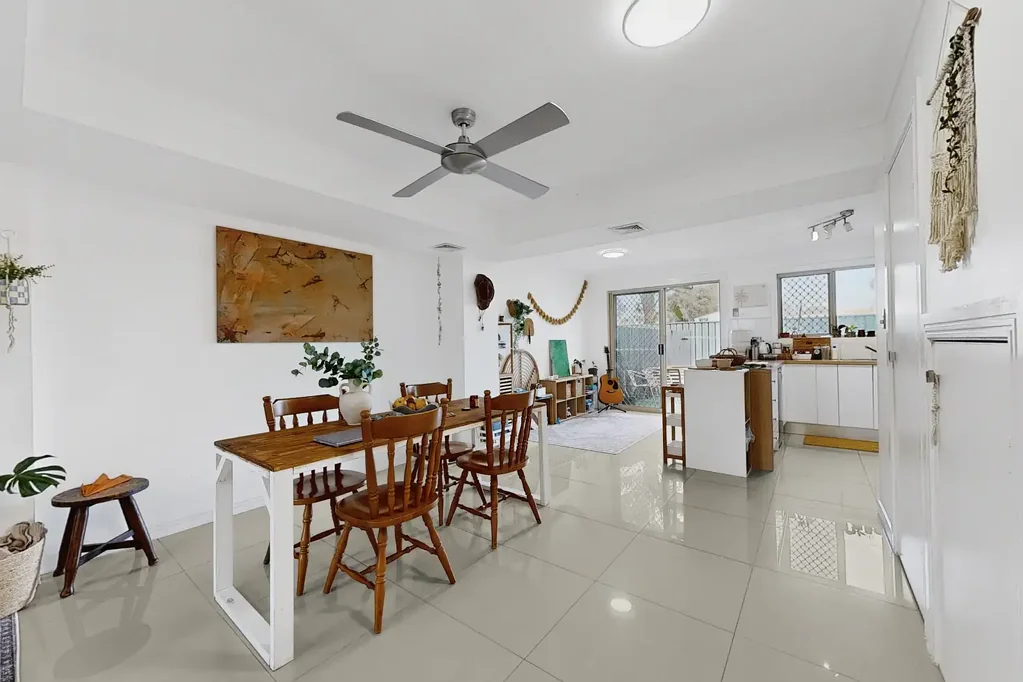 Tweed Heads 3房  Stylish Coastal Living in the Exclusive Kirra Shores