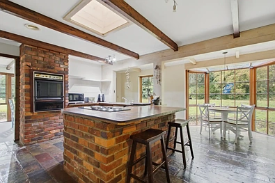 9 Rifle Range Road, Traralgon South, VIC 3844, 3 Bedrooms, 2 Bathrooms, House