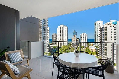 Address Withheld, Main Beach, QLD 4217, 2 Bedrooms, 2 Bathrooms, Apartment