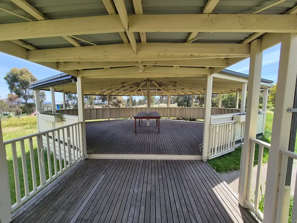 Family home with large lot !!