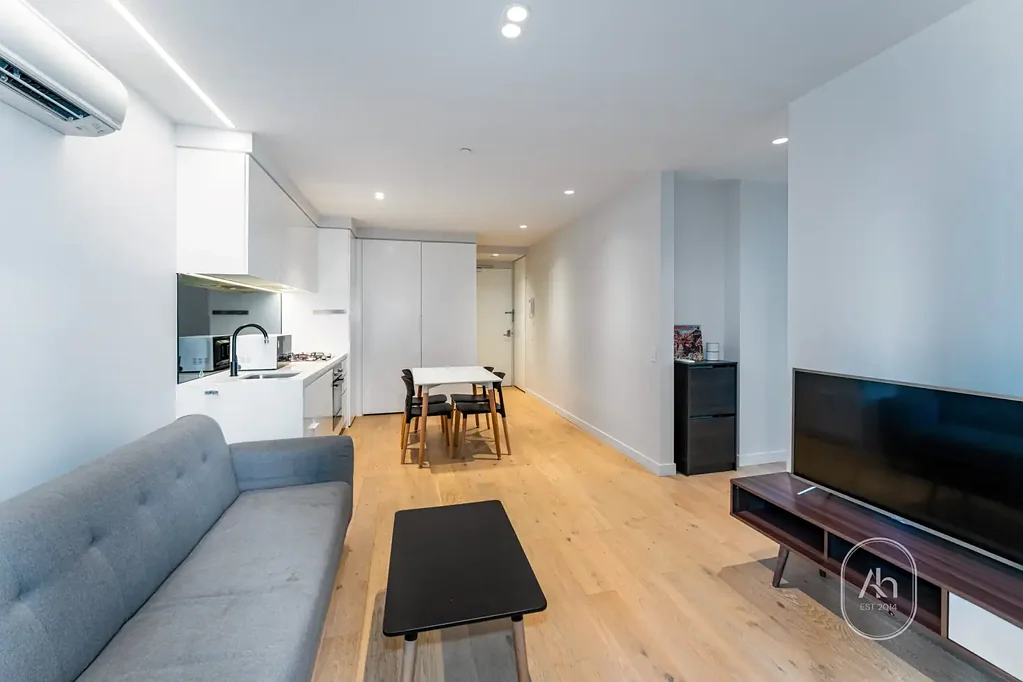 Fully Furnished 2-Bedroom Apartment in Lighthouse – Exceptional CBD Living