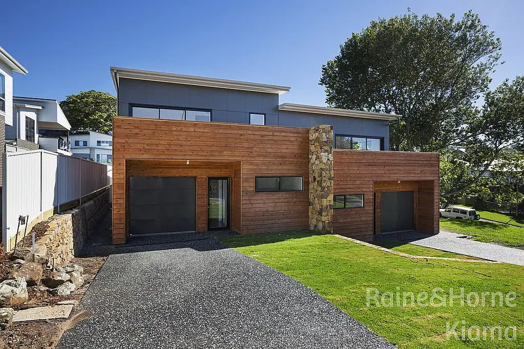MODERN 3 BEDROOM DUPLEX