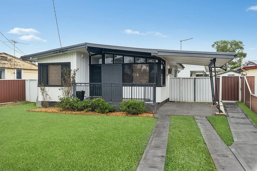 8 Bencubbin Street, Sadleir, NSW 2168