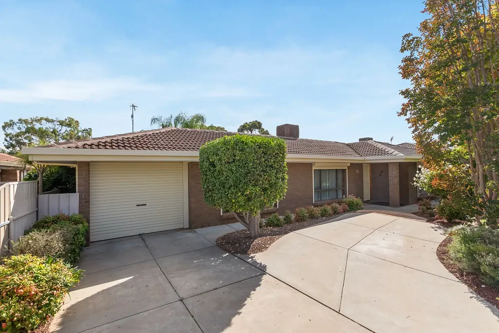 Craigmore 4房  SPACIOUS 4 BEDROOM RESIDENCE