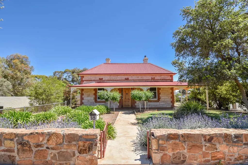 18 Cronin St, Jamestown, SA 5491