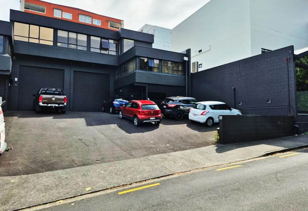 Eden Terrace AFFORDABLE CITY FRINGE WAREHOUSE