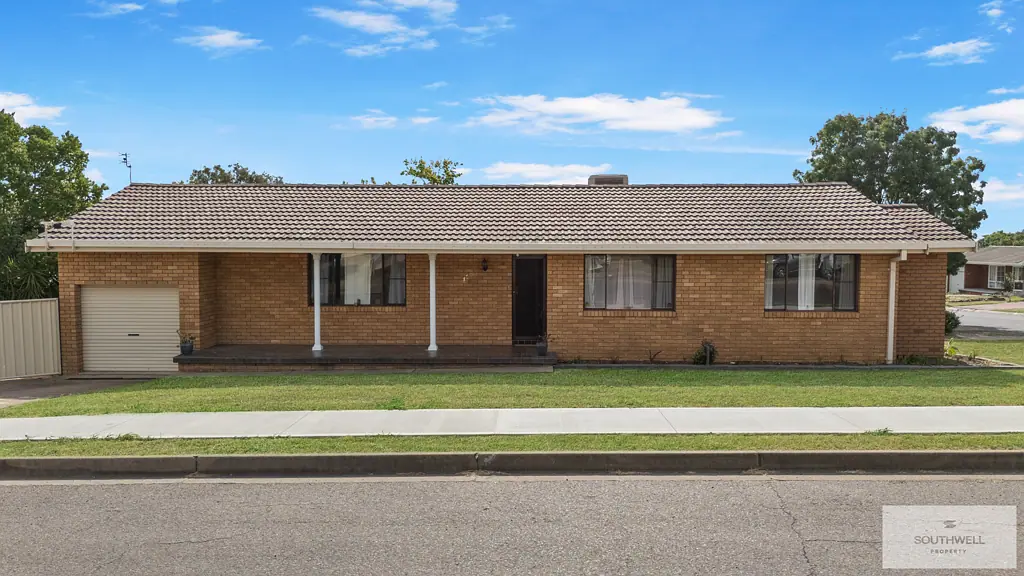 16 Myndee Avenue, Tamworth, NSW 2340