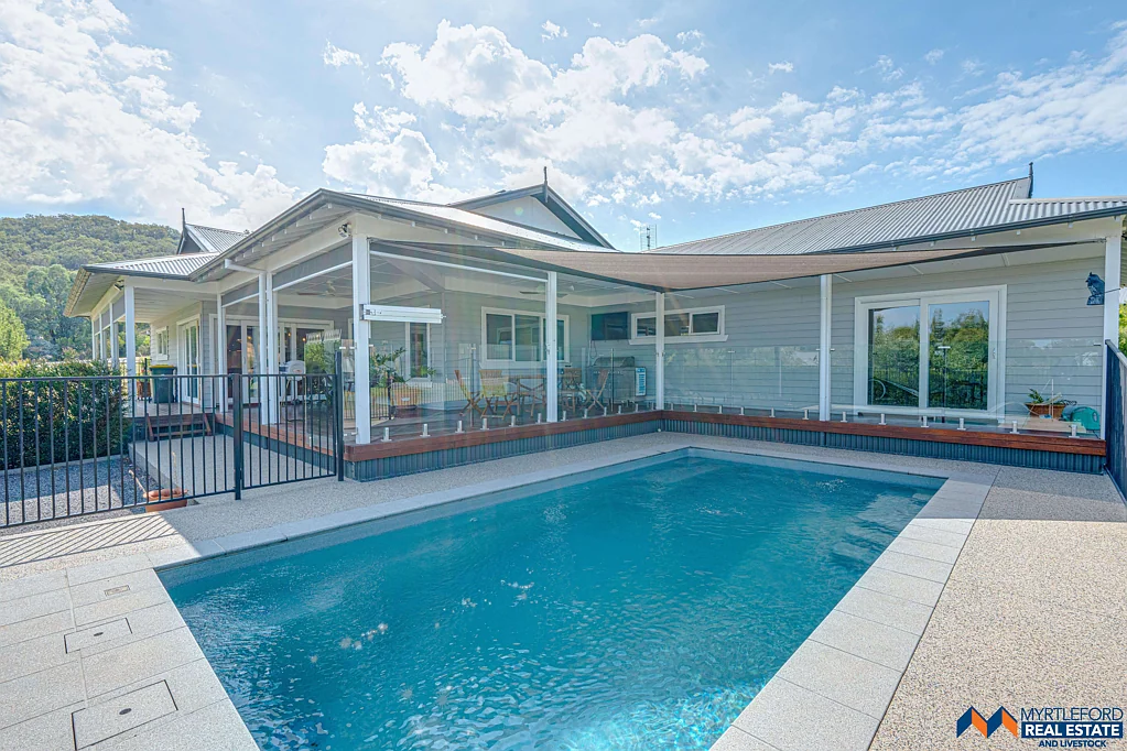 Myrtleford 4Kwarto Elegant Hampton's Residence