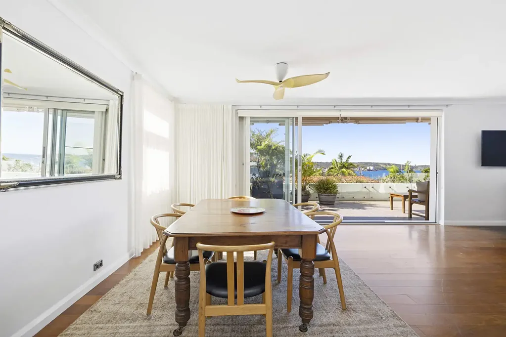 Balgowlah 3 Bedroom North-east penthouse style living with terraces, views and all-day sunshine