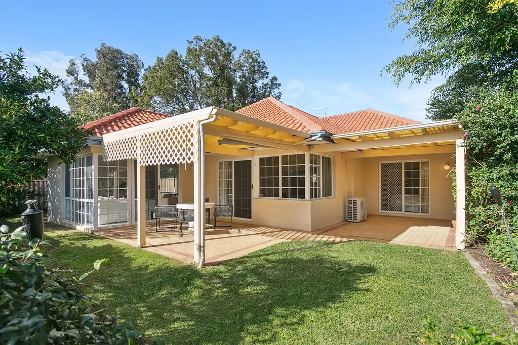 Dalkeith 3房  Spacious Single Level Home with a Versatile Layout and Potential