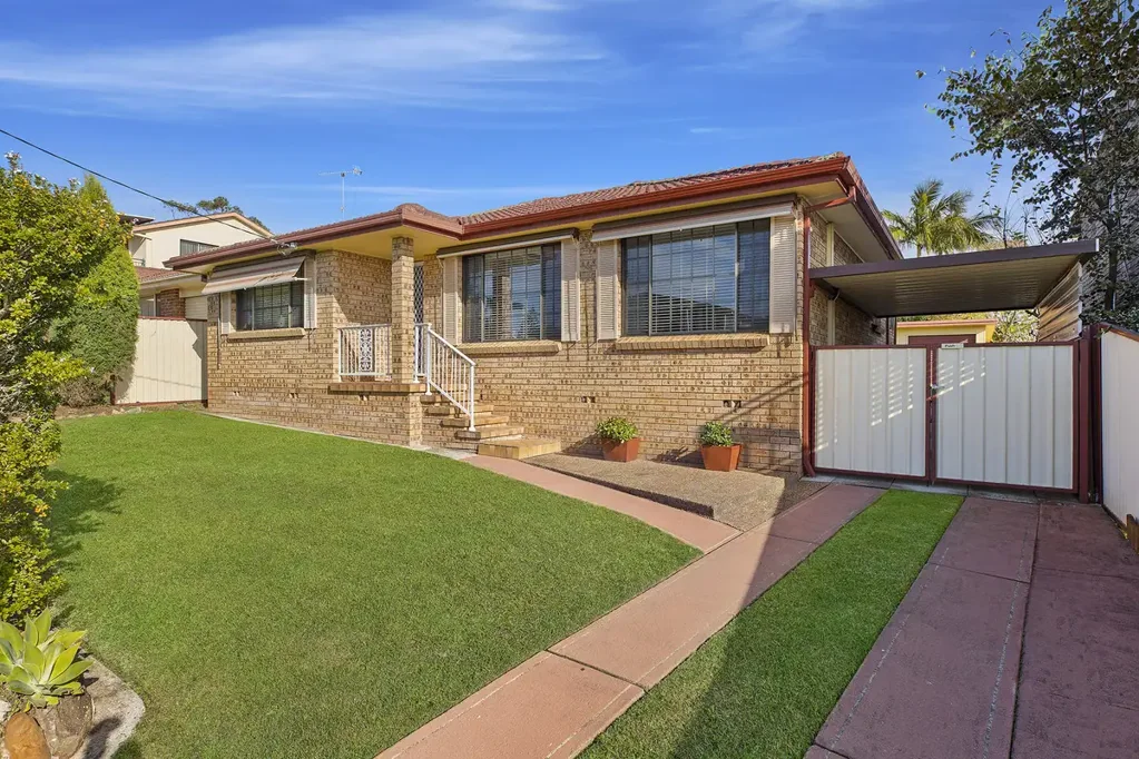 45 Dampier Boulevard, Killarney Vale, NSW 2261