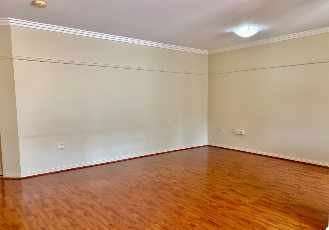 CAMBRIDGE GARDENS UNIT 6 4-8 RUSSELL ST, BAULKHAM HILLS NSW 2153, 0房, 0浴, Townhouse