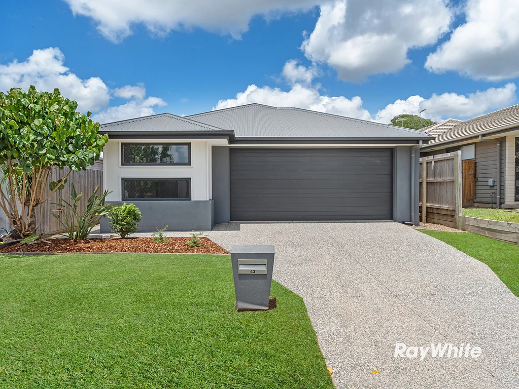43 Isla Street, Park Ridge, QLD 4125