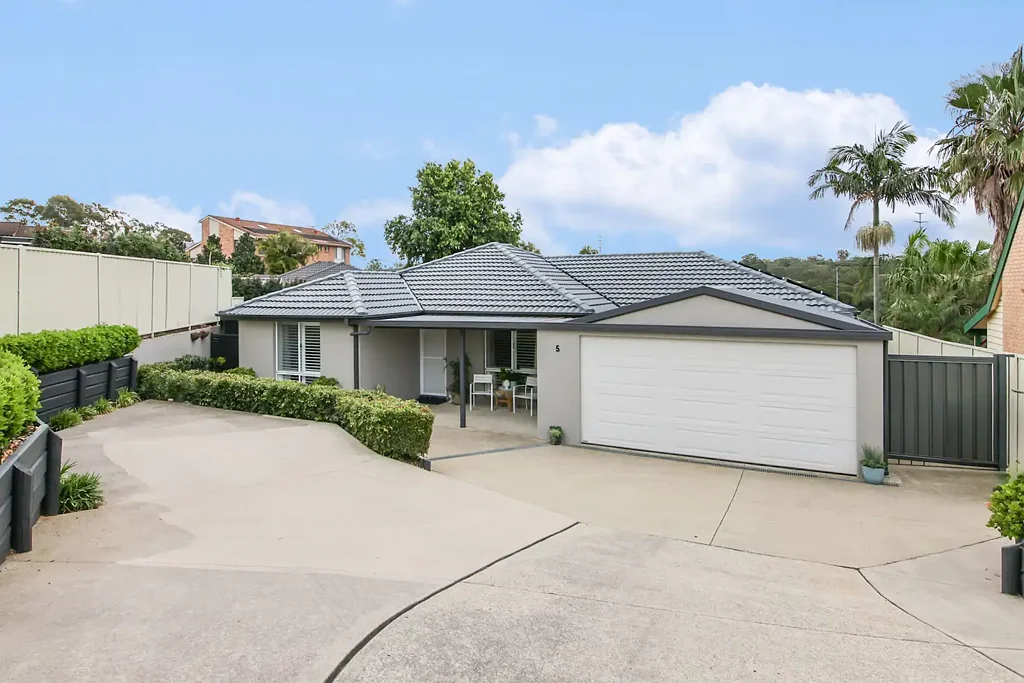 5 Saunders Place, Raby, NSW 2566