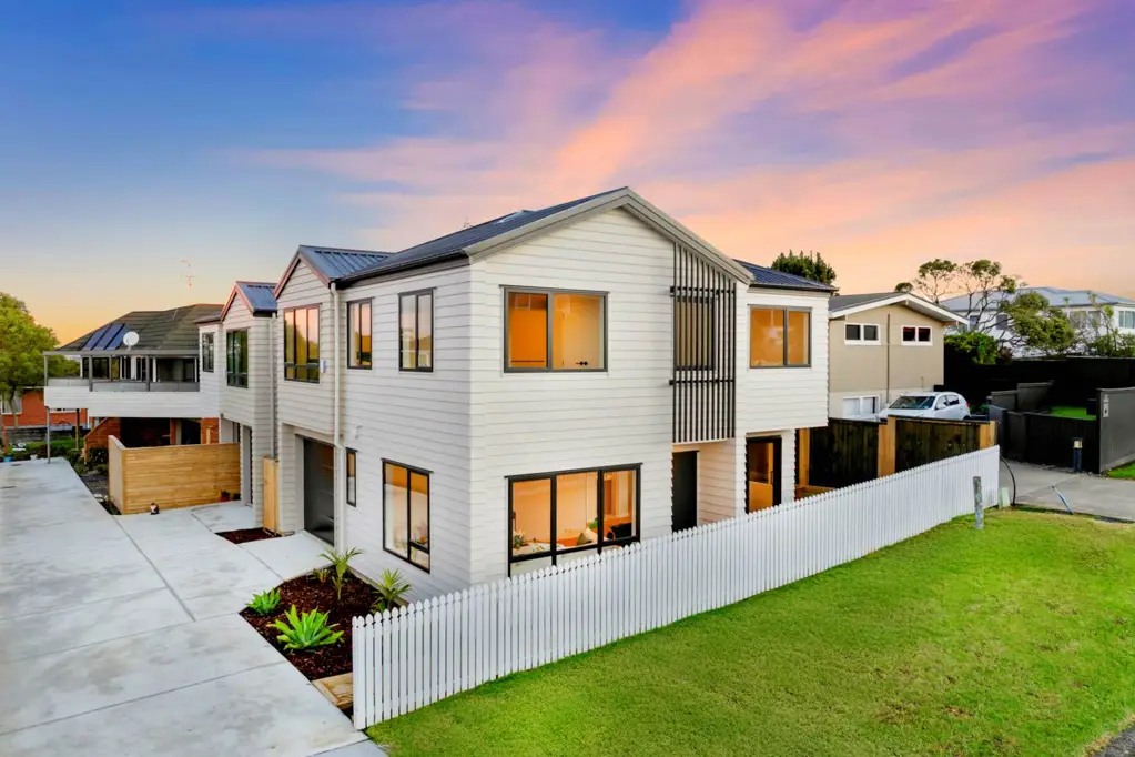 Hillcrest 4ਬੈੱਡਰੂਮ Now Sold!