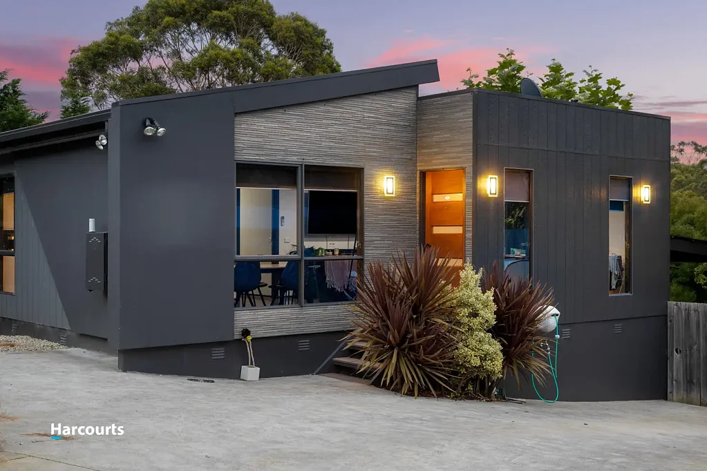 28 Bonnie Vale Drive, Howden, TAS 7054