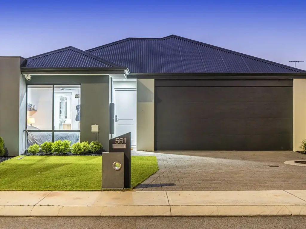 561 Wright Road, Piara Waters, WA 6112
