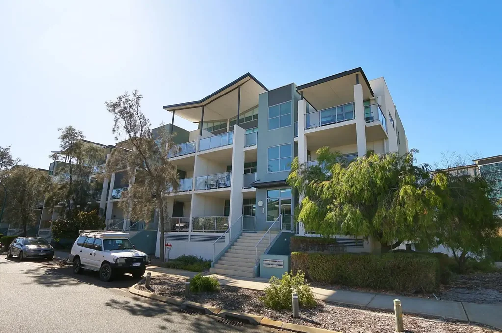 15/30 Malata Crescent, Success, WA 6164