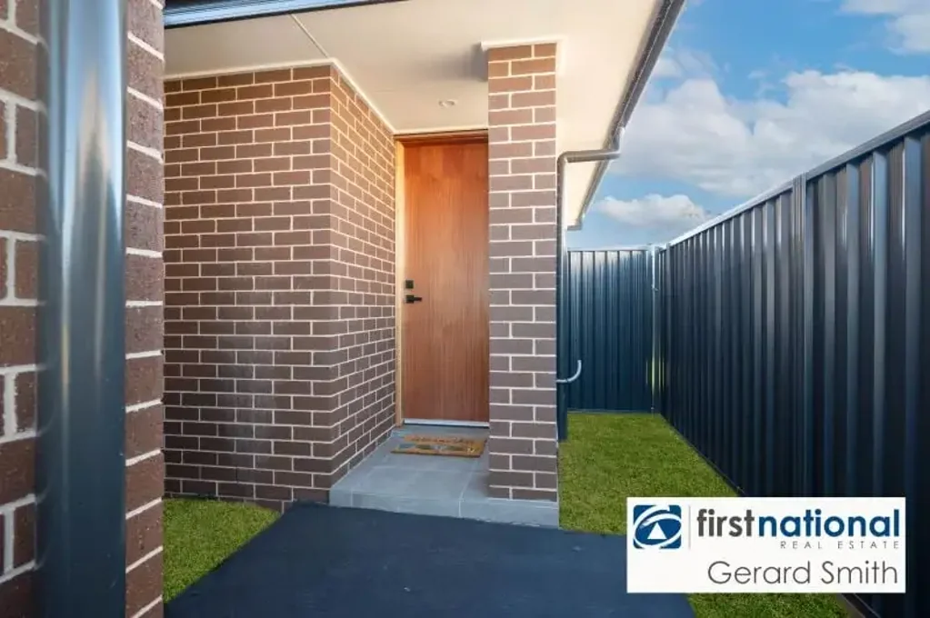 LOVELY NEAR NEW GRANNY FLAT