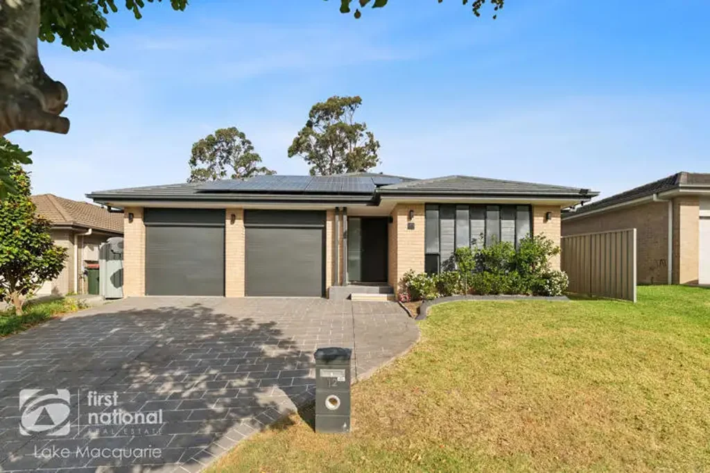 12 Devonshire Street, Cameron Park, NSW 2285