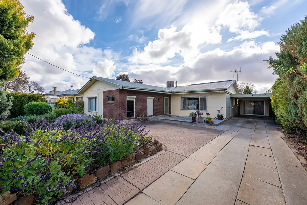 Nhill 4कमरा The Ideal Family Home!