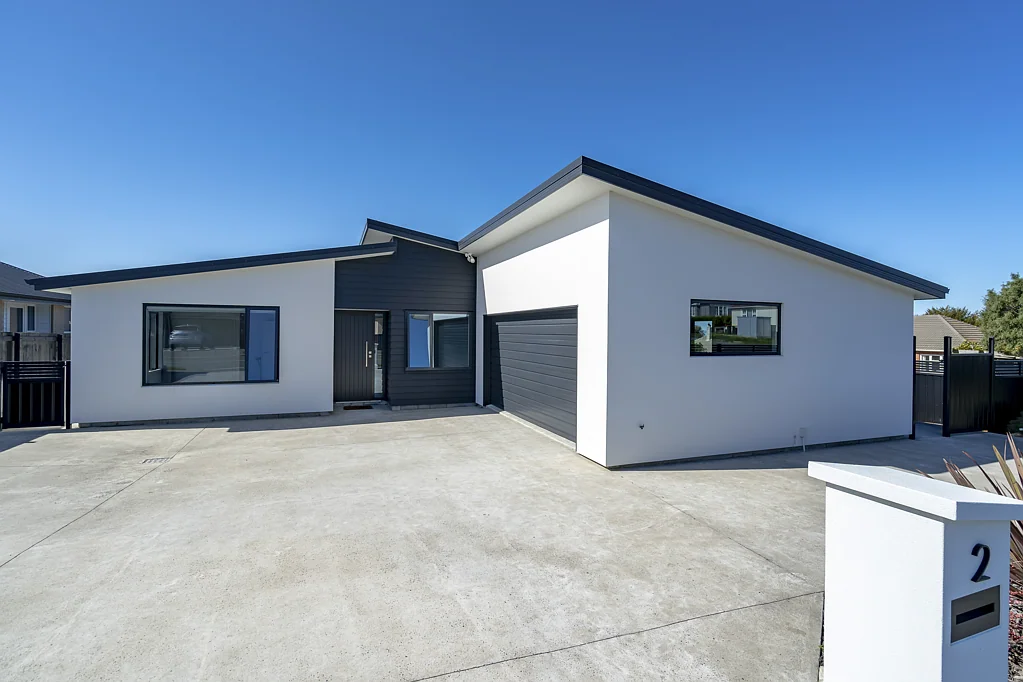 Corstorphine 3房  Modern Living Near St. Clair Golf Course