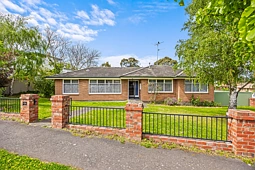 112 Eureka Street, Ballarat East