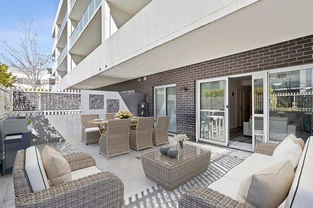 176/142 Anketell Street, Greenway, ACT 2900