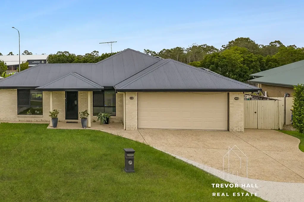 19 Jacques Close, Caboolture, QLD 4510