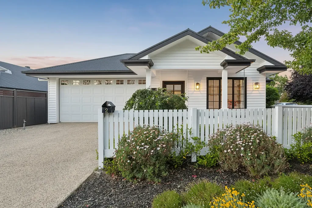 Mount Barker 5침실 Sophisticated Stylish Entertainer