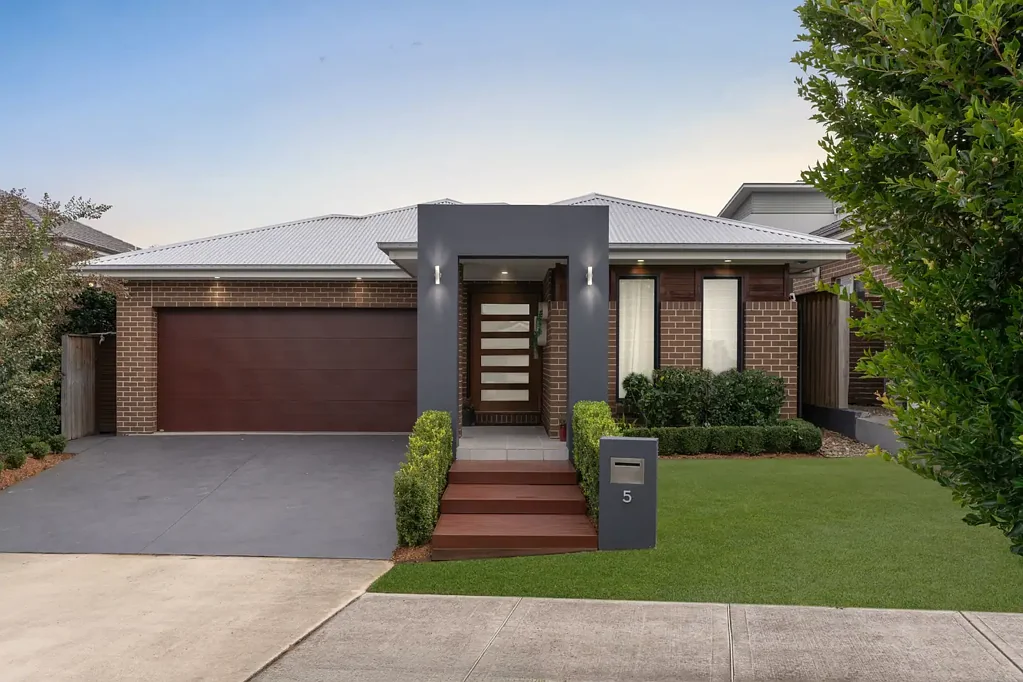 5 Kinloch Street, Gledswood Hills, NSW 2557
